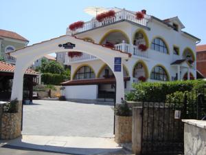 Appartamenti Villa Flora, Krk